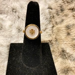 ✨HP✨Tory Burch Size 7 Mother of Pearl Ring